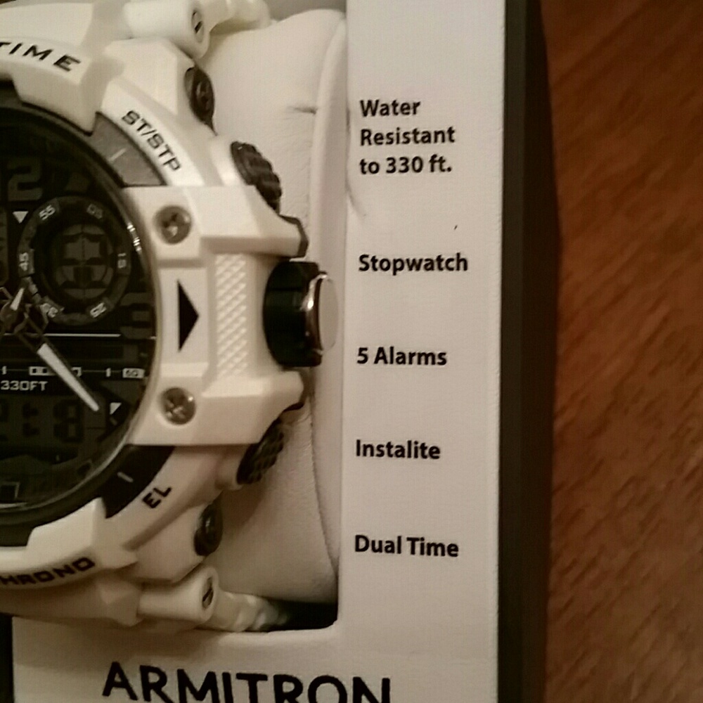Watch - Picture 2 of 2